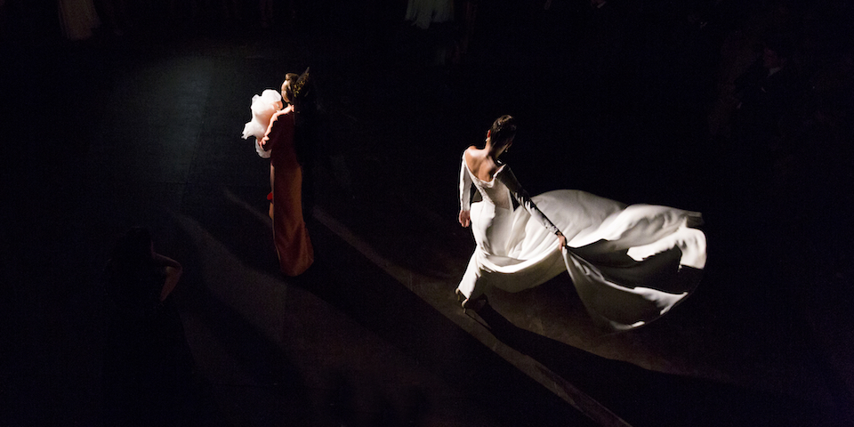 Vuelo del traje de la novia