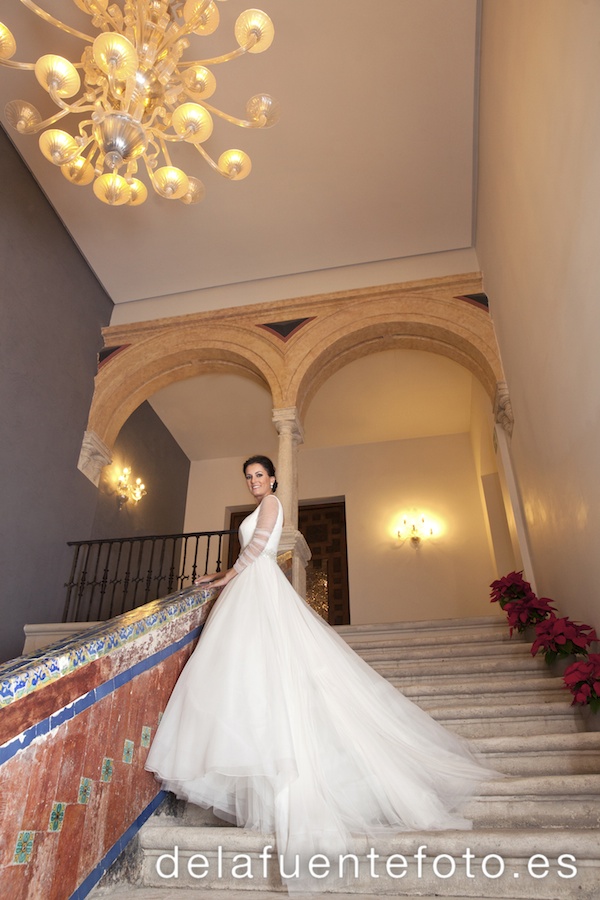 Miriam y Juanjo se casaron en Córdoba, en la Iglesia de la Trinidad. Lo celebraron en Bodegas Campos y las fotografías las realizó De la Fuente