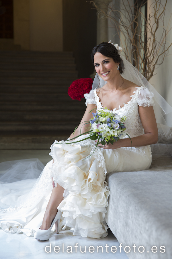 La novia enseña su zapato